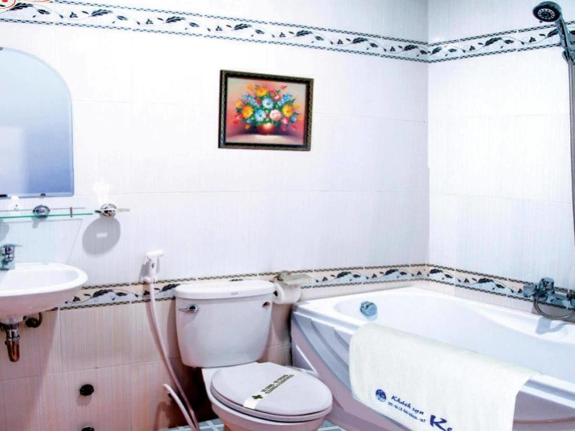 Ken Hotel На Транг Екстериор снимка